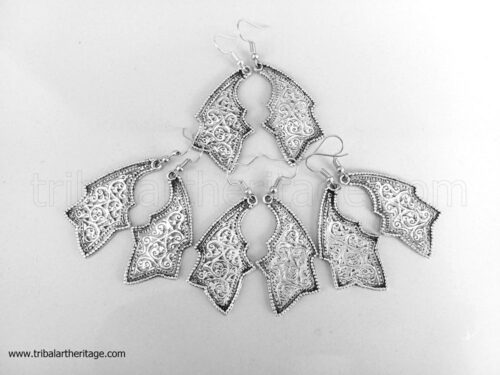 Tribal Kuchi Leaf Earrings - Image 2