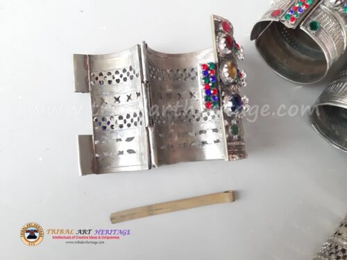 Kuchi Vintage Bangles - Image 3