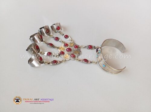 Tribal Turkman Finger Bracelet - Image 3