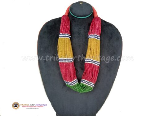 Vintage Beaded Necklace - Image 2
