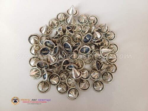 Kuchi Small Spike Buttons - Image 2