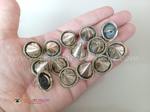 Kuchi Small Spike Buttons - Image 3