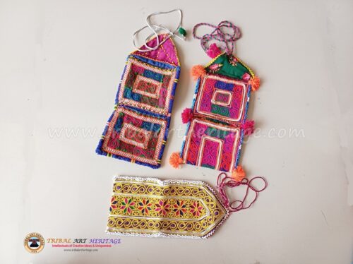Kuchi Vintage Embroidery Purses - Image 3